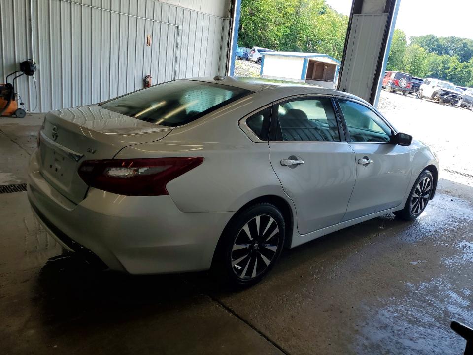 Продаж на аукціоні авто 2018 Nissan Altima, vin: 1N4AL3AP2JC194271, номер лоту: 58862426