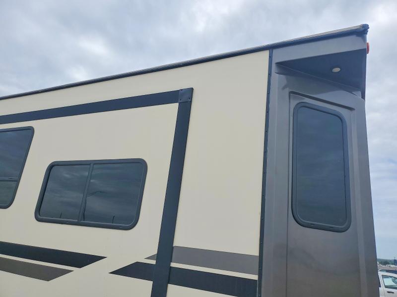 57547046 :رقم المزاد ، 4YDT37029L5330027 vin ، 2020 Keystone Hampton 37 مزاد بيع