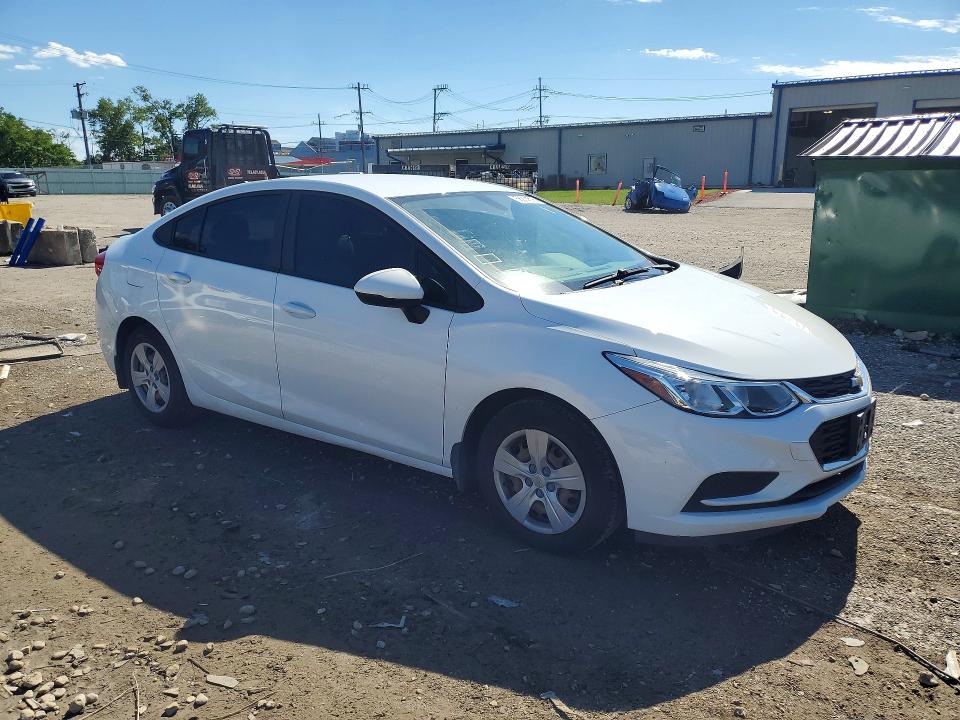 58214516 :رقم المزاد ، 1G1BC5SM1H7264935 vin ، 2017 Chevrolet Cruze مزاد بيع