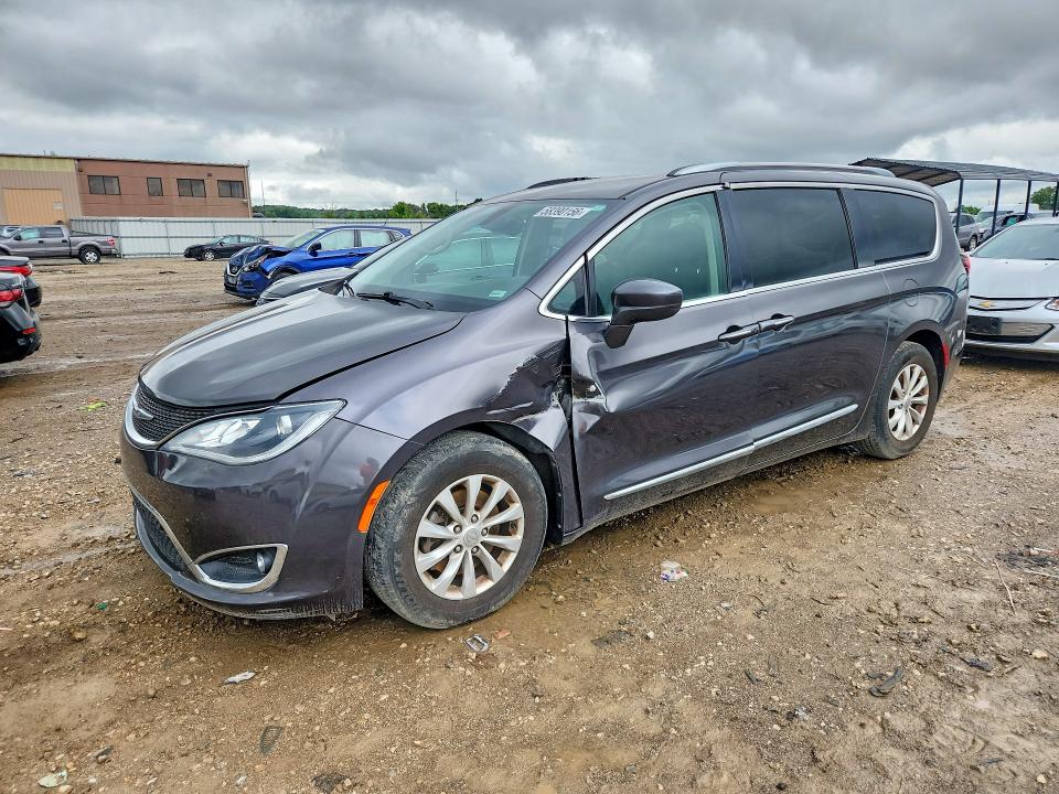 2019 Chrysler Pacifica მანქანა იყიდება აუქციონზე, vin: 2C4RC1BG5KR721423, აუქციონის ნომერი: 58390156
