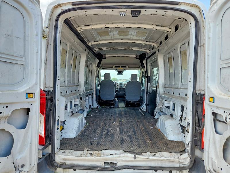 58918356 :رقم المزاد ، 1FTYR2CM6GKB44024 vin ، 2016 Ford Transit مزاد بيع