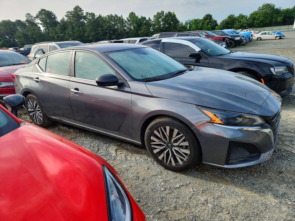 57966796 :رقم المزاد ، 1N4BL4DV2SN367703 vin ، 2025 Nissan Altima مزاد بيع