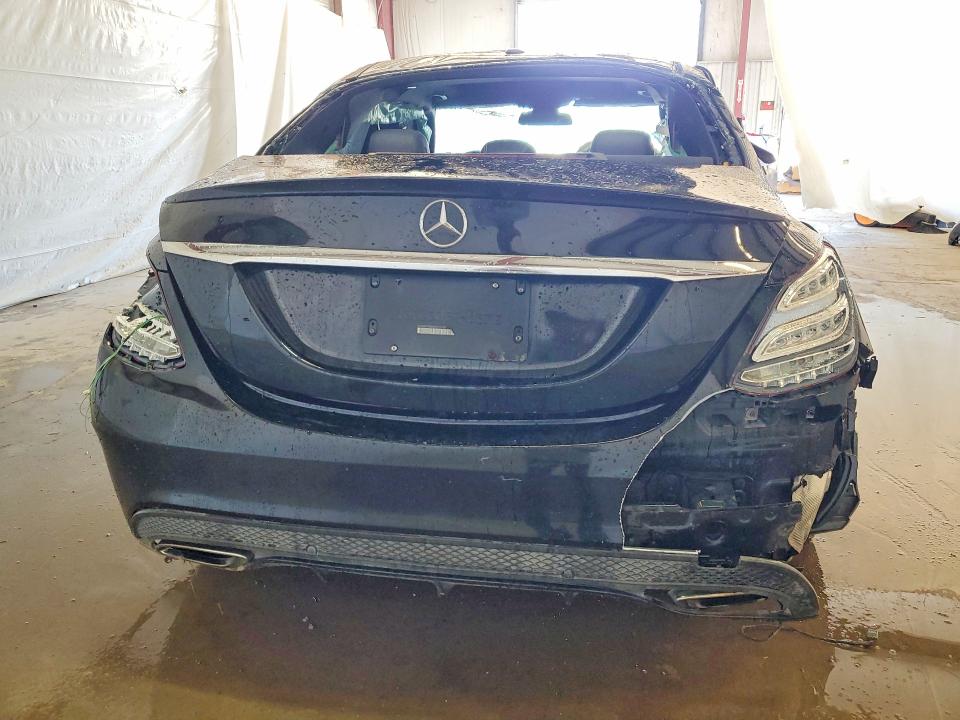 2018 Mercedes-benz C მანქანა იყიდება აუქციონზე, vin: 55SWF4JB3JU273189, აუქციონის ნომერი: 57544556