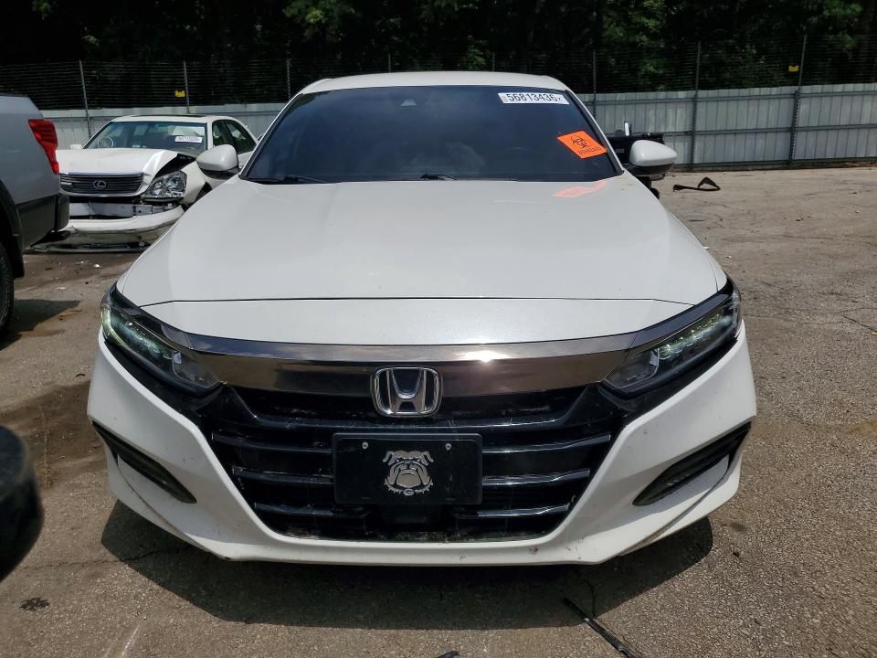 Продаж на аукціоні авто 2018 Honda Accord, vin: 1HGCV1F32JA175420, номер лоту: 56813436