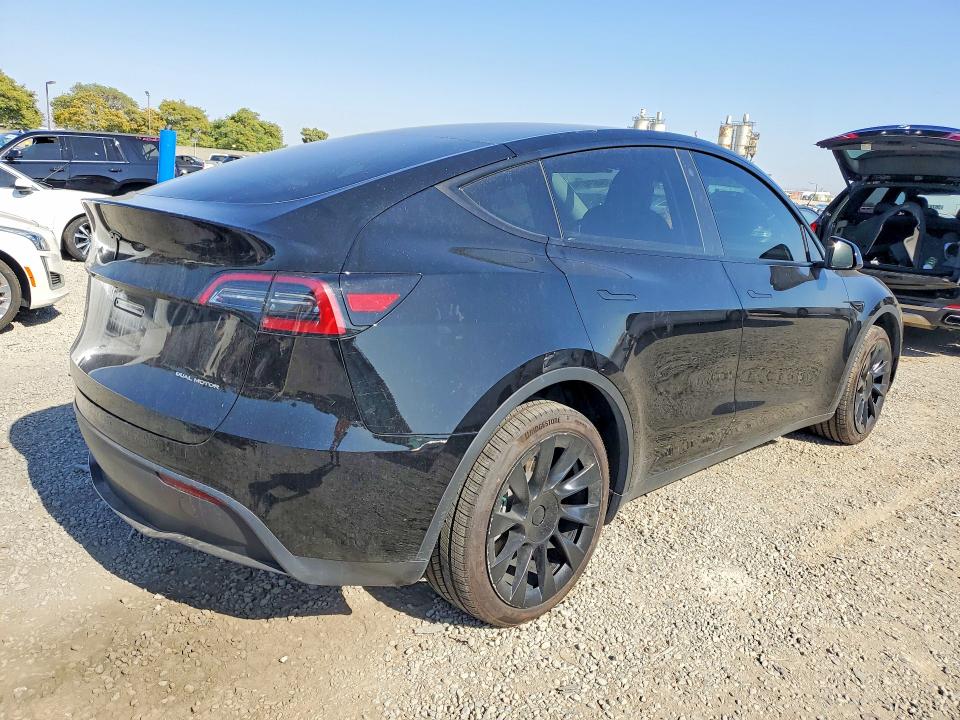 Продажа на аукционе авто 2023 Tesla Model Y, vin: 7SAYGDEEXPA102766, номер лота: 55467436