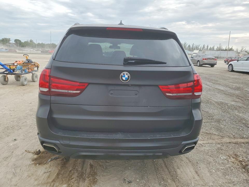 56572816 :رقم المزاد ، 5UXKR0C50J0X83603 vin ، 2018 Bmw X5 مزاد بيع