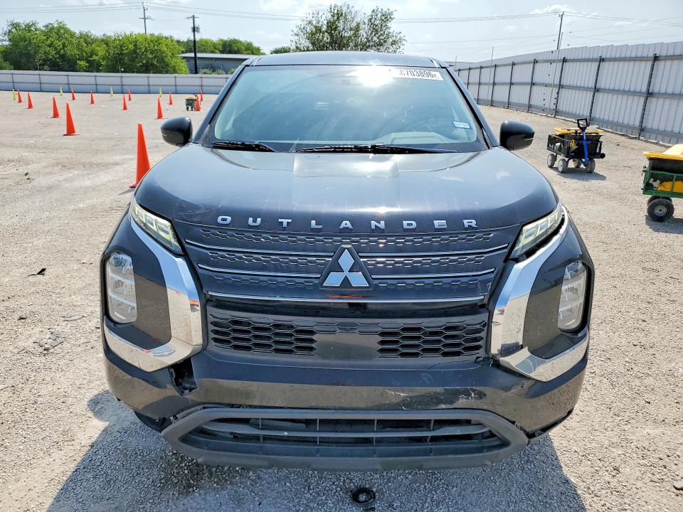 58703896 :رقم المزاد ، JA4J3TA85NZ015737 vin ، 2022 Mitsubishi Outlander مزاد بيع