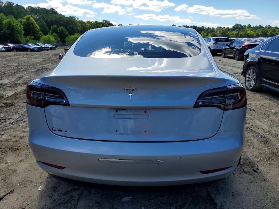 57352346 :رقم المزاد ، 5YJ3E1EA9JF095361 vin ، 2018 Tesla Model 3 مزاد بيع