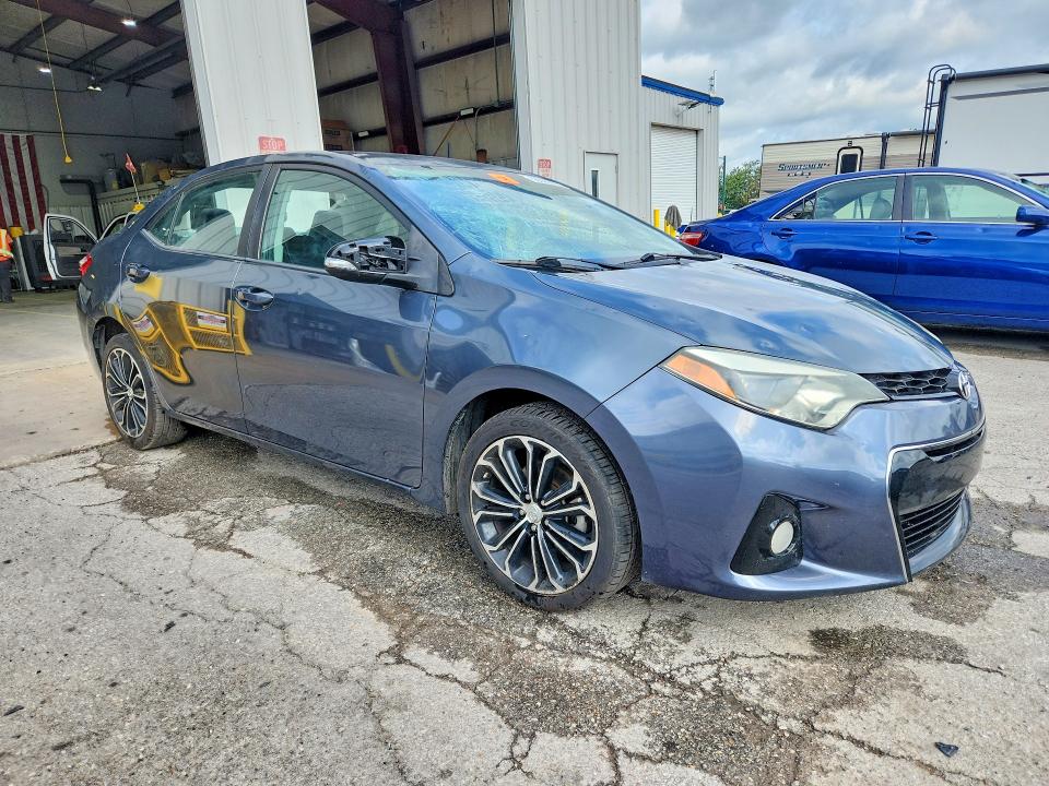 2015 Toyota Corolla მანქანა იყიდება აუქციონზე, vin: 5YFBURHE3FP220622, აუქციონის ნომერი: 56359316