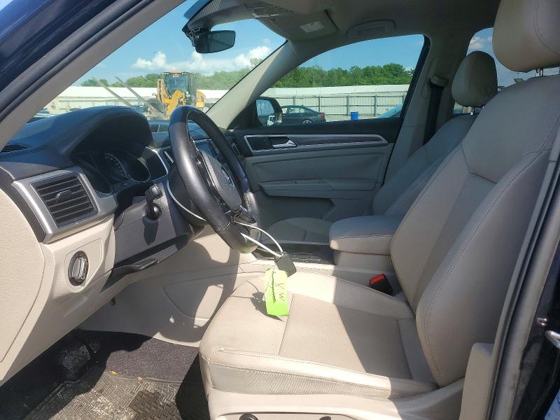 56966476 :رقم المزاد ، 1V2DR2CA6JC537431 vin ، 2018 Volkswagen Atlas مزاد بيع