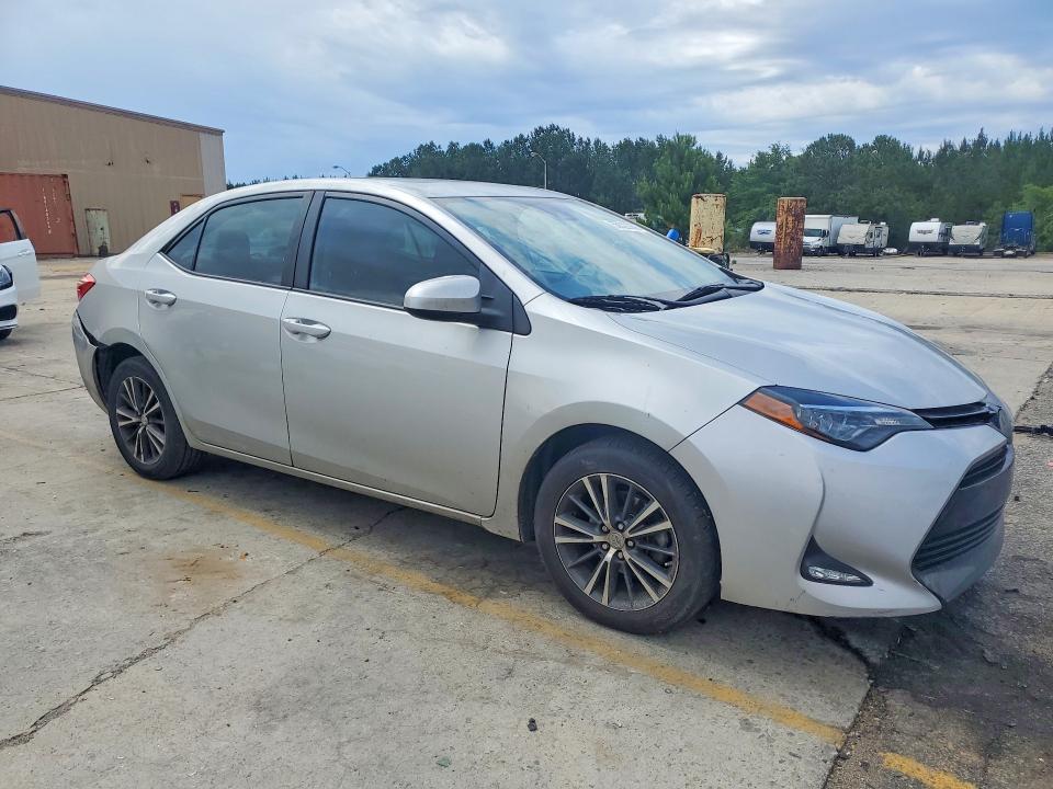 2018 Toyota Corolla მანქანა იყიდება აუქციონზე, vin: 5YFBURHE6JP825243, აუქციონის ნომერი: 55522866