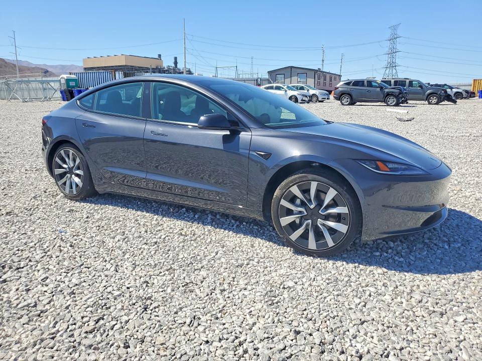 56839836 :رقم المزاد ، 5YJ3E1EB8SF916086 vin ، 2025 Tesla Model 3 مزاد بيع