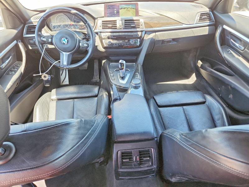 57522116 :رقم المزاد ، WBA8D9C5XJA013348 vin ، 2018 Bmw 330 مزاد بيع