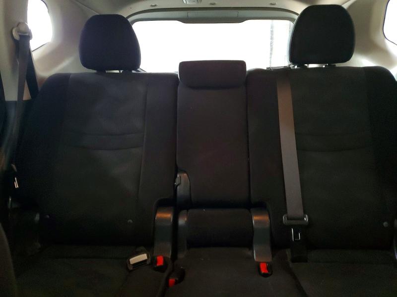 2015 Nissan Rogue მანქანა იყიდება აუქციონზე, vin: 5N1AT2MT1FC772876, აუქციონის ნომერი: 57642536