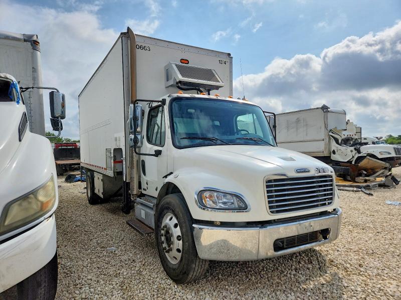 57187166 :رقم المزاد ، 1FVACXDT5CDBE8931 vin ، 2012 Freightliner M2 مزاد بيع