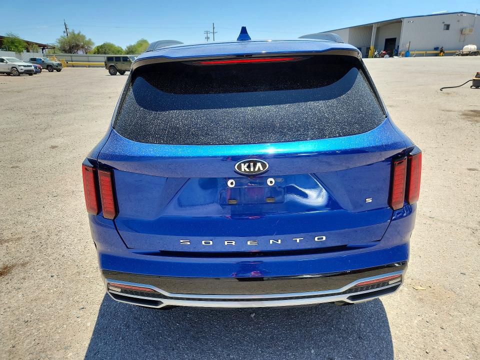 56714386 :رقم المزاد ، 5XYRL4LC0MG008188 vin ، 2021 Kia Sorento مزاد بيع