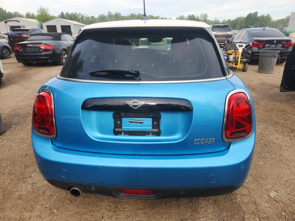 Продажа на аукционе авто 2019 Mini Cooper, vin: WMWXU1C5XK2J02622, номер лота: 55905736
