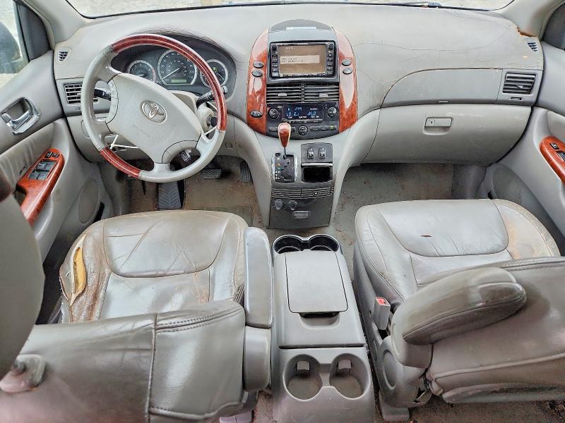 57596586 :رقم المزاد ، 5TDBA22CX4S008795 vin ، 2004 Toyota Sienna مزاد بيع