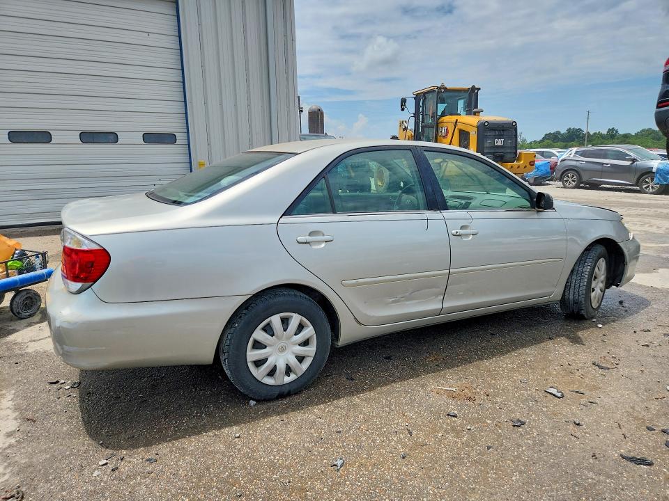 56792326 :رقم المزاد ، 4T1BE32K26U663481 vin ، 2006 Toyota Camry مزاد بيع
