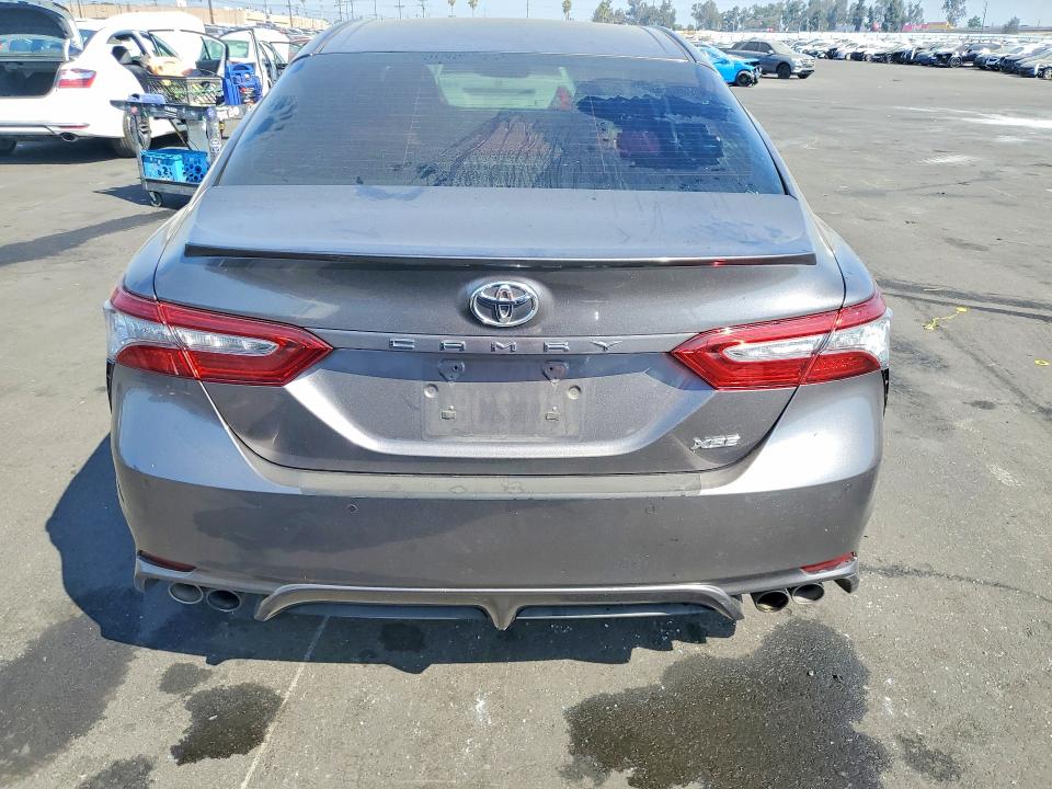 Aukcja sprzedaży 2018 Toyota Camry, vin: 4T1B61HK3JU048701, numer aukcji: 56500436