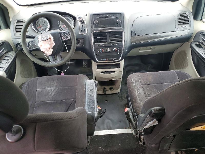 55837566 :رقم المزاد ، 2D4RN1AG6BR600785 vin ، 2011 Dodge Grand Caravan مزاد بيع