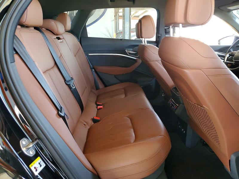 2021 Audi E-tron მანქანა იყიდება აუქციონზე, vin: WA1VAAGE0MB033630, აუქციონის ნომერი: 55757926