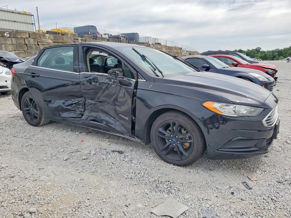 56528516 :رقم المزاد ، 3FA6P0LU5JR148995 vin ، 2018 Ford Fusion مزاد بيع