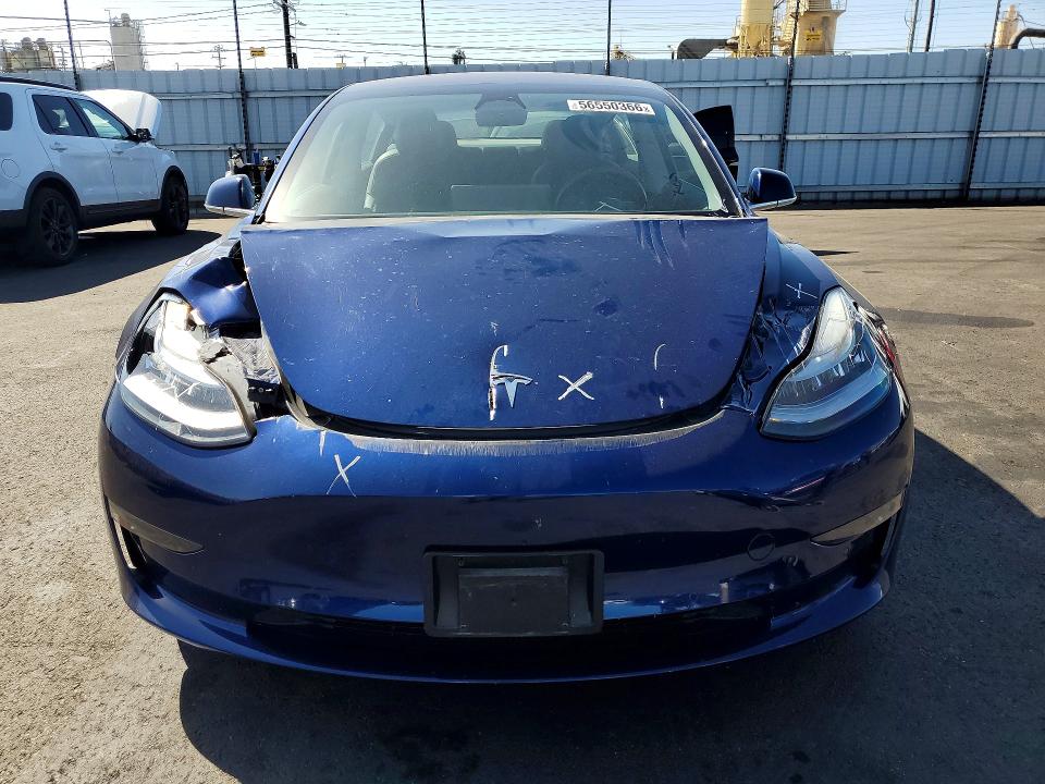 Продажа на аукционе авто 2018 Tesla Model 3, vin: 5YJ3E1EA6JF076413, номер лота: 56550366
