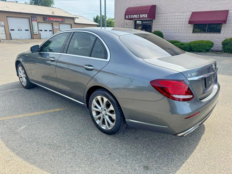 2017 Mercedes-benz E მანქანა იყიდება აუქციონზე, vin: WDDZF4JB9HA118251, აუქციონის ნომერი: 56869026