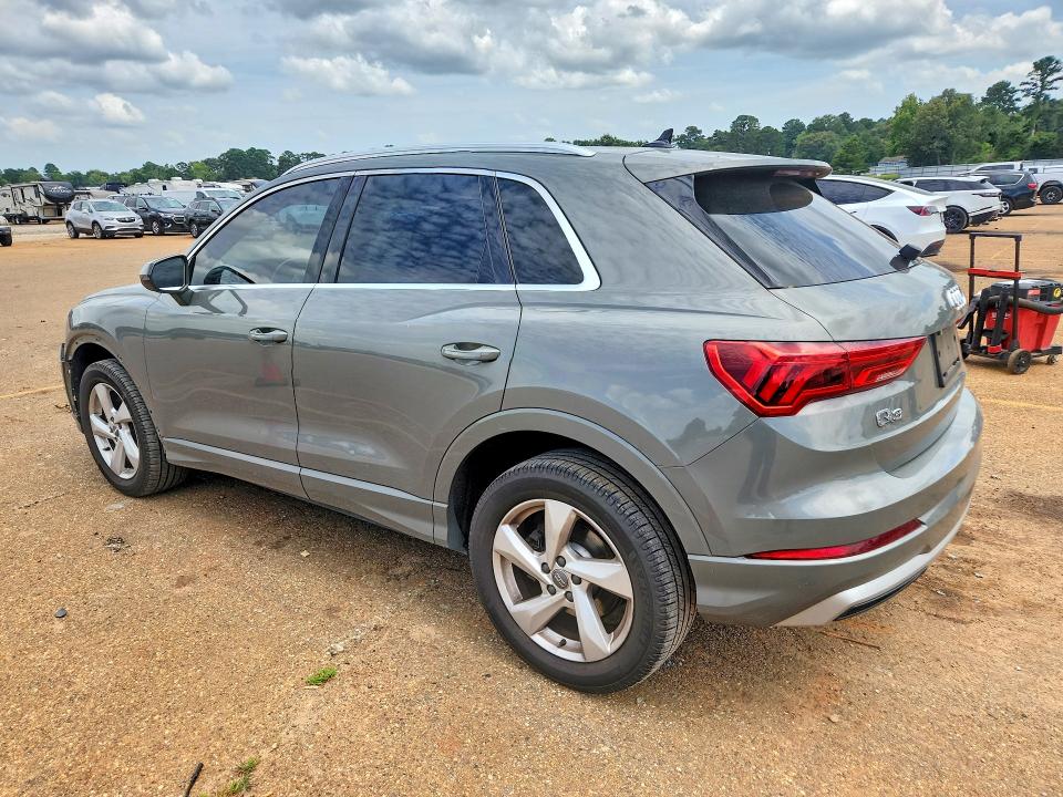2020 Audi Q3 მანქანა იყიდება აუქციონზე, vin: WA1AECF32L1057401, აუქციონის ნომერი: 58739836