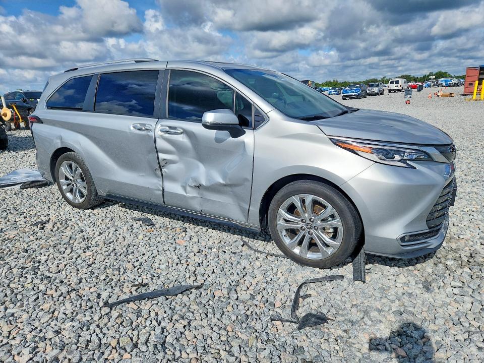 Aukcja sprzedaży 2023 Toyota Sienna, vin: 5TDERKEC2PS151651, numer aukcji: 57326696