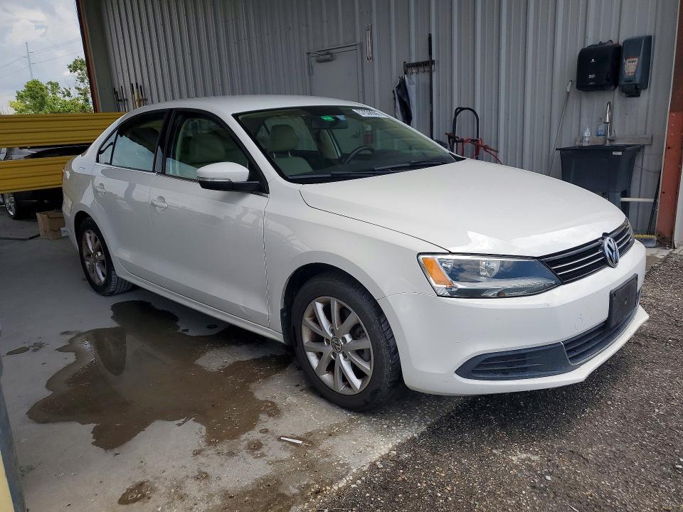 57038506 :رقم المزاد ، 3VWD07AJ9EM384041 vin ، 2014 Volkswagen Jetta مزاد بيع