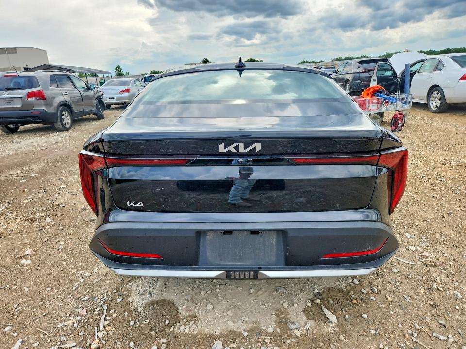 2025 Kia K4 მანქანა იყიდება აუქციონზე, vin: 3KPFT4DE8SE039007, აუქციონის ნომერი: 57540506