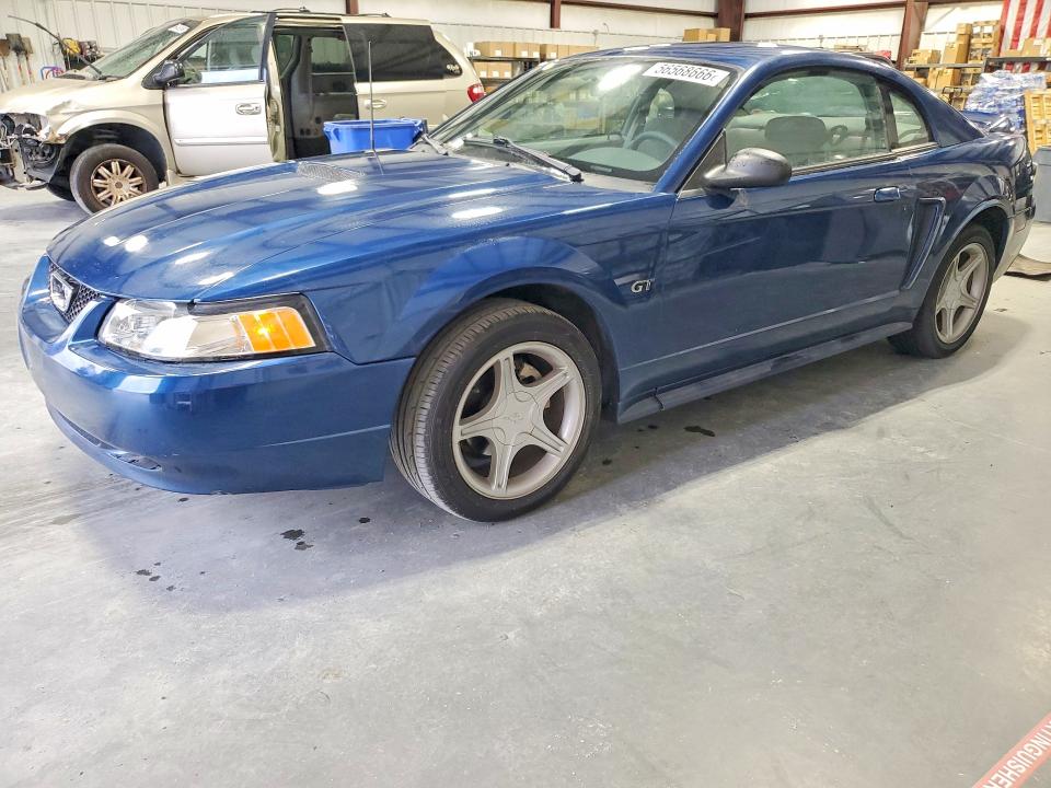56568666 :رقم المزاد ، 1FAFP42X9YF177944 vin ، 2000 Ford Mustang مزاد بيع