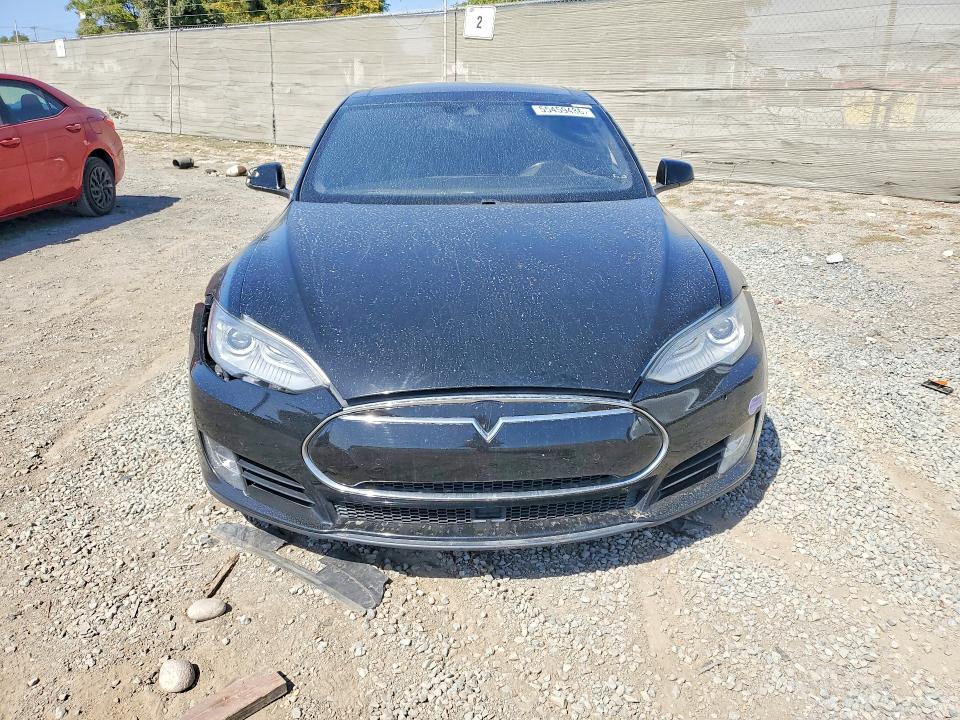 Продажа на аукционе авто 2015 Tesla Model S, vin: 5YJSA1H21FFP68131, номер лота: 55459486