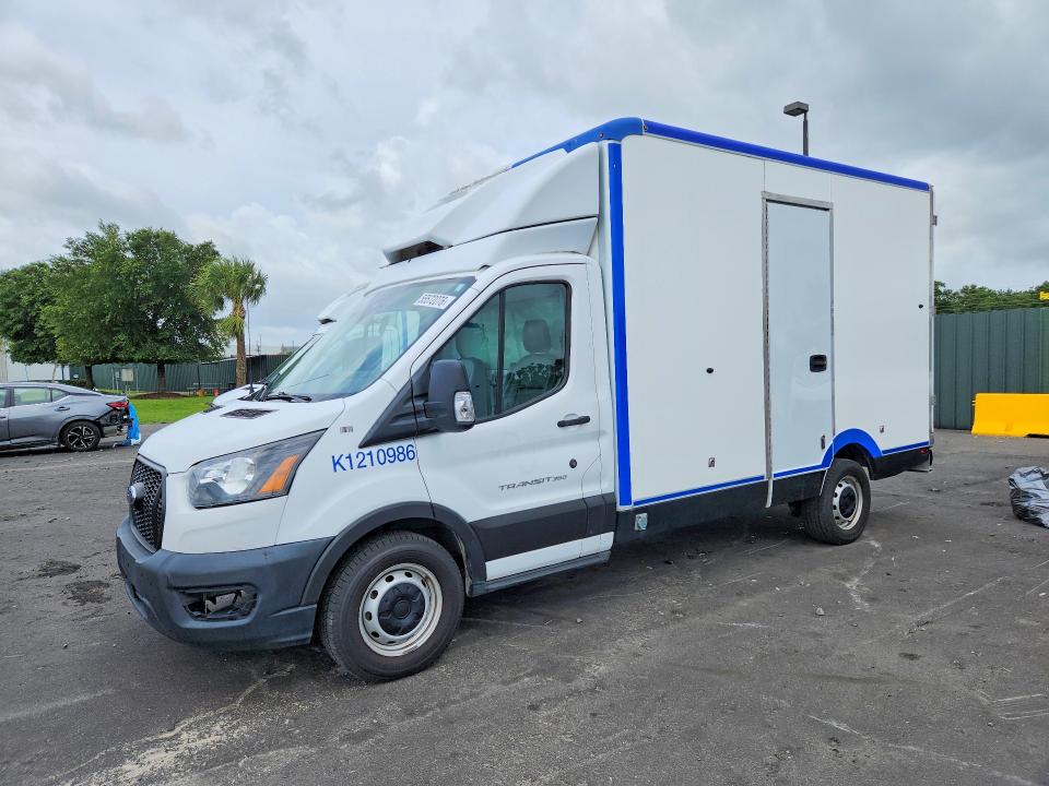 55572076 :رقم المزاد ، 1FDBW5Z87NKA20217 vin ، 2022 Ford Transit مزاد بيع