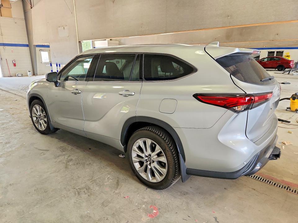 Продажа на аукционе авто 2023 Toyota Highlander Hybrid, vin: 5TDXBRCH2PS582270, номер лота: 56340666