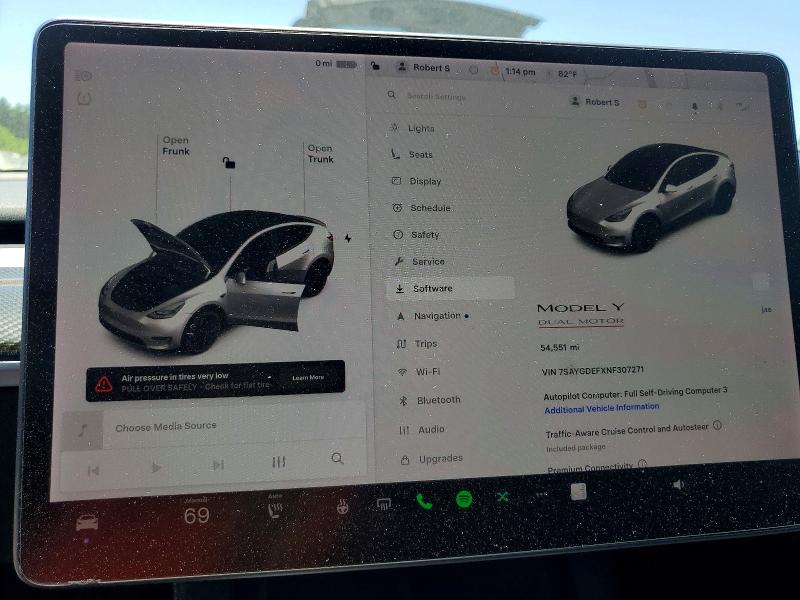 55814436 :رقم المزاد ، 7SAYGDEFXNF307271 vin ، 2022 Tesla Model Y مزاد بيع