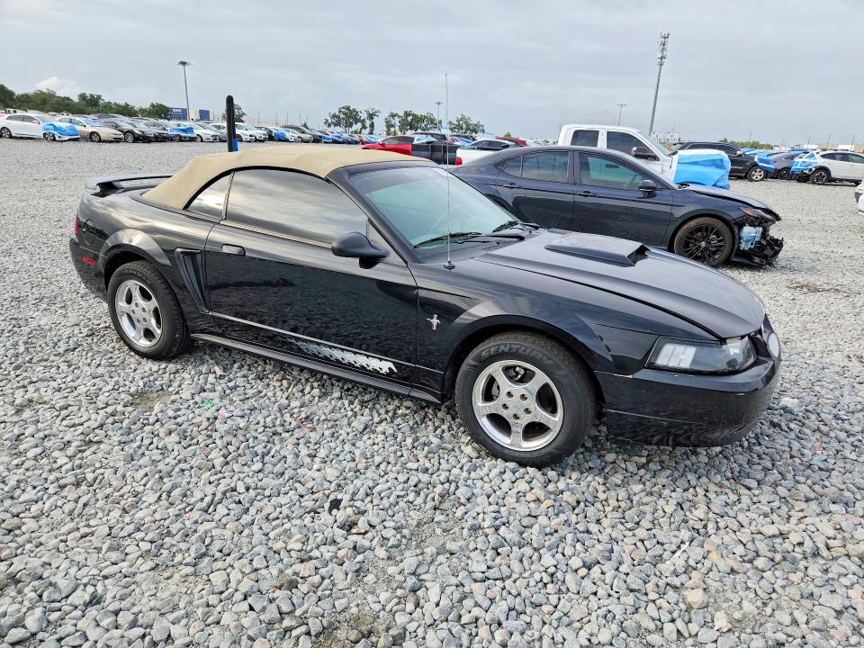 56058466 :رقم المزاد ، 1FAFP44463F434862 vin ، 2003 Ford Mustang مزاد بيع