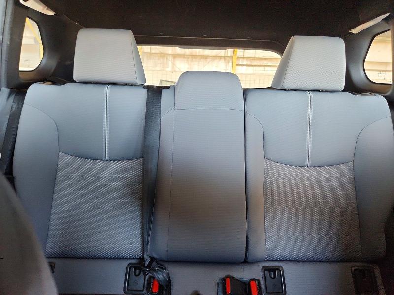 56979046 :رقم المزاد ، 7MUFBABG1PV005810 vin ، 2023 Toyota Corolla Cross Hybrid مزاد بيع