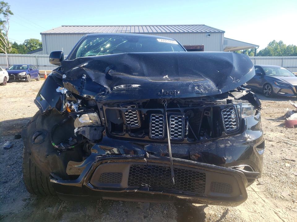 56083006 :رقم المزاد ، 1C4RJFAG3JC303406 vin ، 2018 Jeep Grand Cherokee مزاد بيع