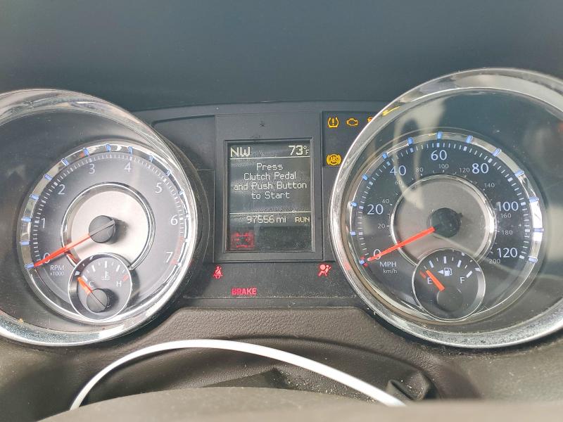 2015 Chrysler Town & Country მანქანა იყიდება აუქციონზე, vin: 2C4RC1CG7FR582674, აუქციონის ნომერი: 58332376