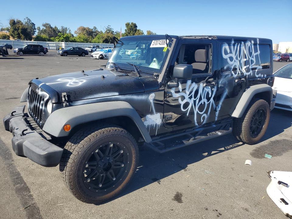 57074306 :رقم المزاد ، 1C4BJWDG6HL704875 vin ، 2017 Jeep Wrangler Unlimited مزاد بيع