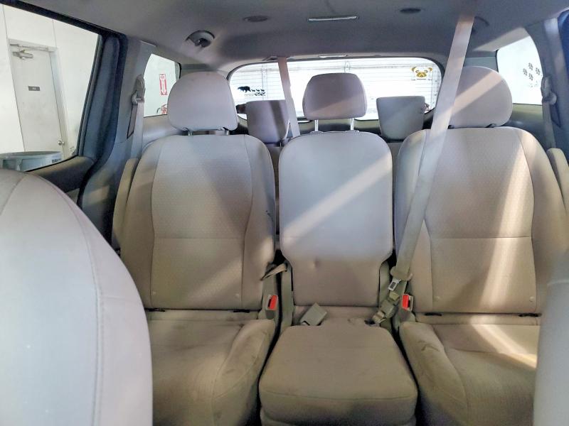 Продажа на аукционе авто 2017 Kia Sedona, vin: KNDMB5C15H6220272, номер лота: 57865226