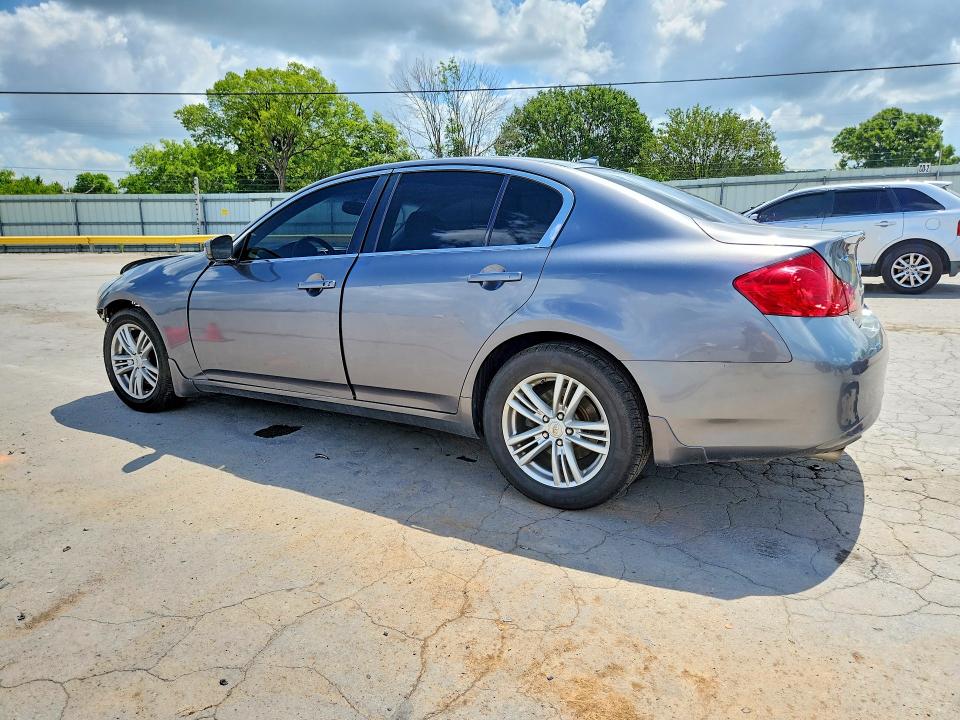 58612376 :رقم المزاد ، JN1CV6AR4FM523301 vin ، 2015 Infiniti Q40 مزاد بيع