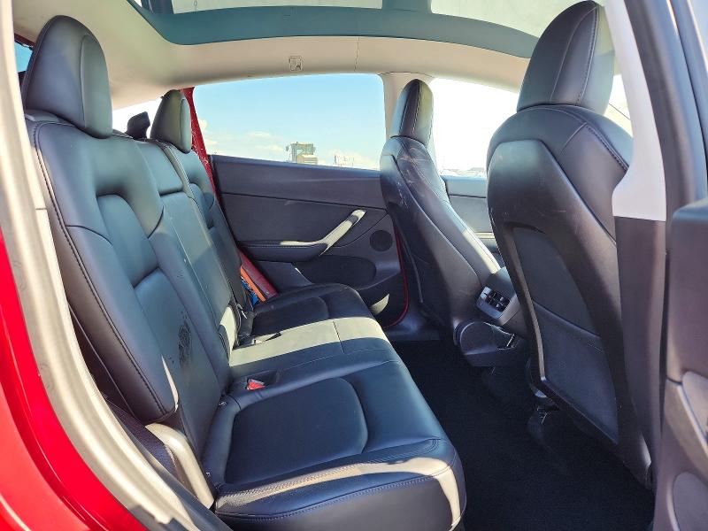 56072336 :رقم المزاد ، 5YJYGDEE4LF031719 vin ، 2020 Tesla Model Y مزاد بيع