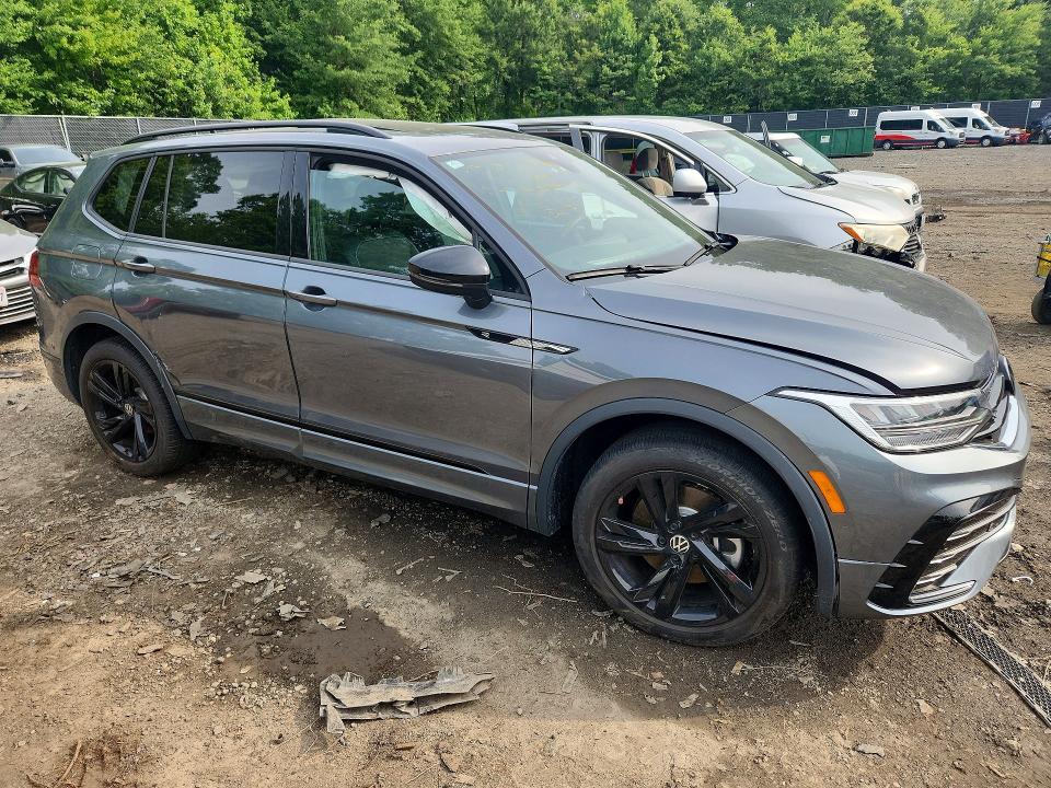 58145466 :رقم المزاد ، 3VVCB7AX9RM002157 vin ، 2024 Volkswagen Tiguan مزاد بيع