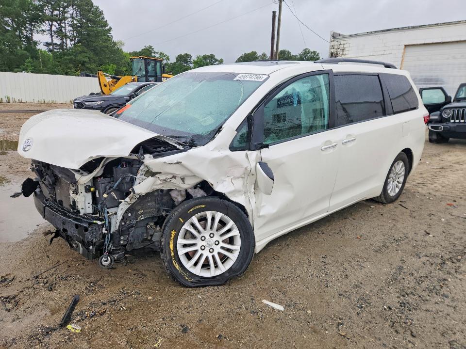 Aukcja sprzedaży 2017 Toyota Sienna, vin: 5TDYZ3DC3HS885284, numer aukcji: 49874796