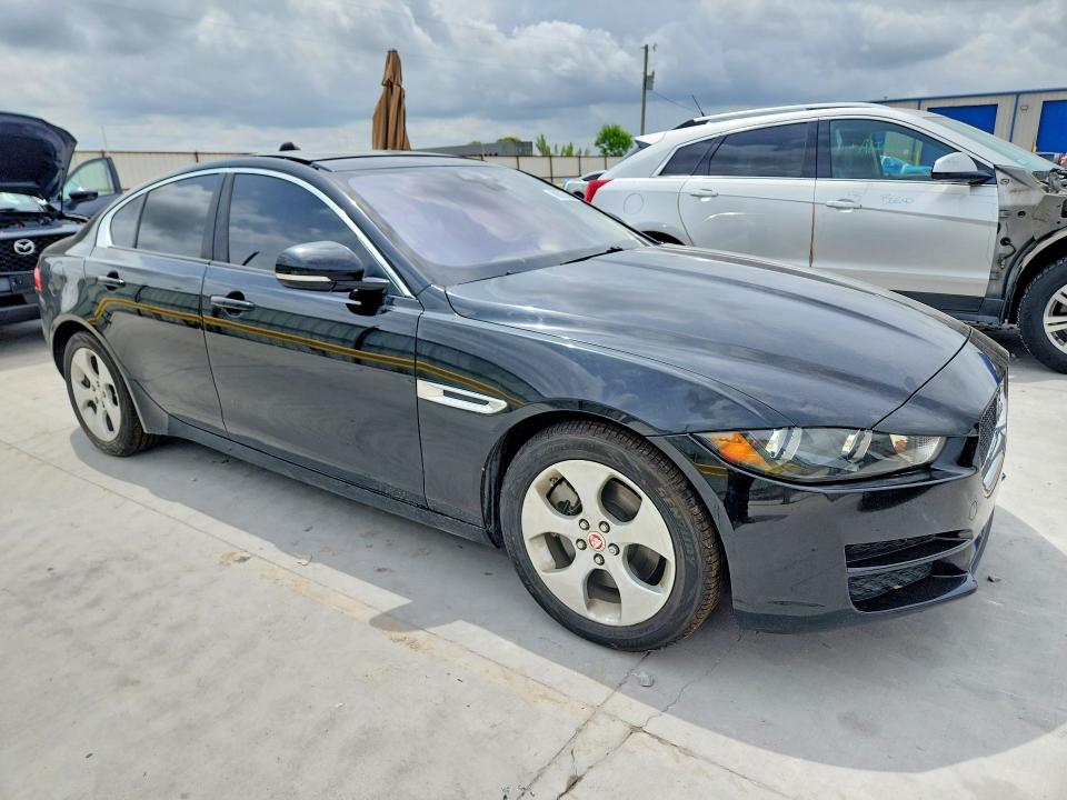 2017 Jaguar Xe მანქანა იყიდება აუქციონზე, vin: SAJAR4BG2HA969169, აუქციონის ნომერი: 56515316