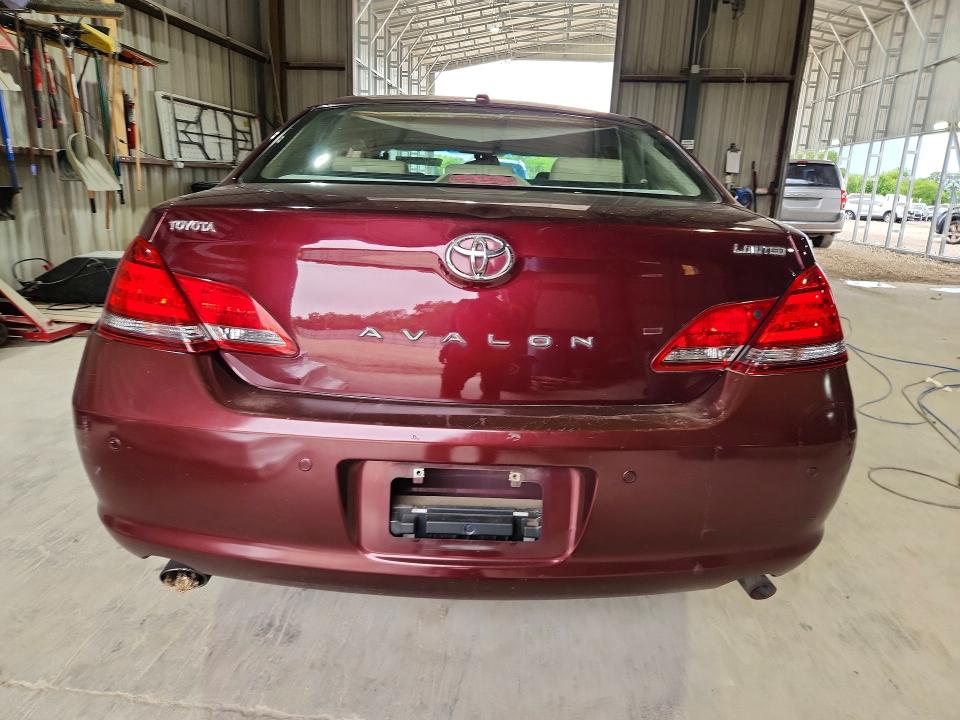 57508556 :رقم المزاد ، 4T1BK3DB3AU354598 vin ، 2010 Toyota Avalon مزاد بيع